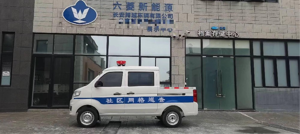 電動(dòng)雙排巡邏車(chē)-EV10